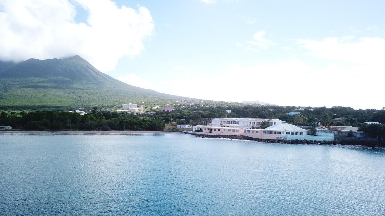 Pinneys Beach Hotel Nevis Charlestown Exterior photo