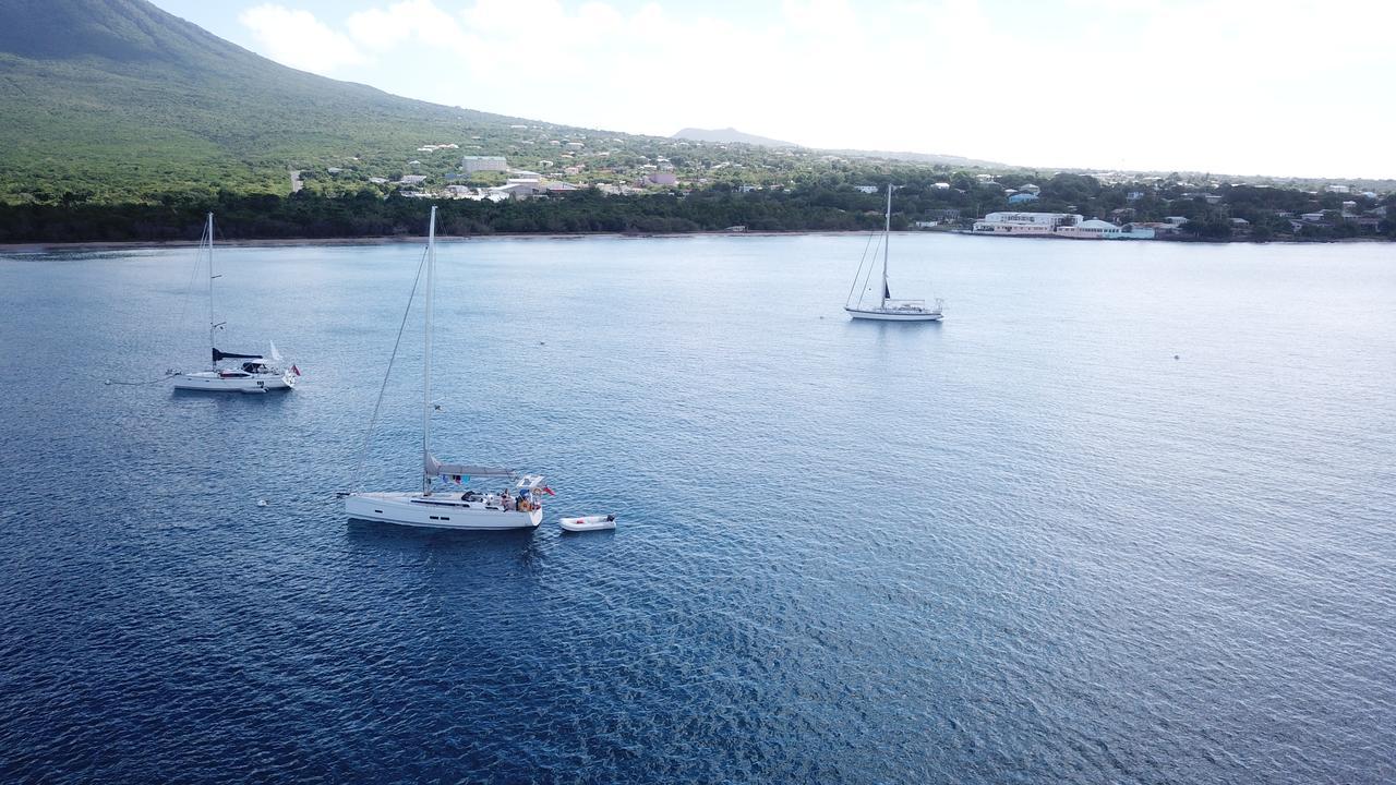 Pinneys Beach Hotel Nevis Charlestown Exterior photo