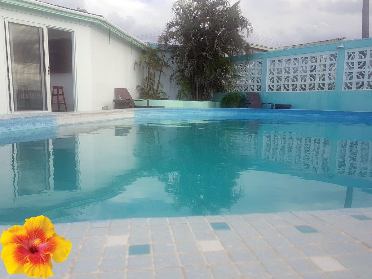 Pinneys Beach Hotel Nevis Charlestown Exterior photo